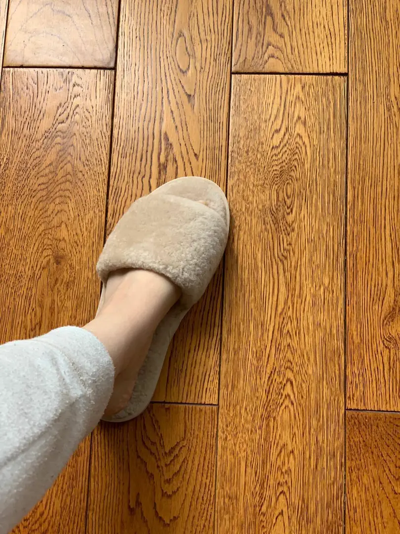 M1226  UGG  43.22$ gallery