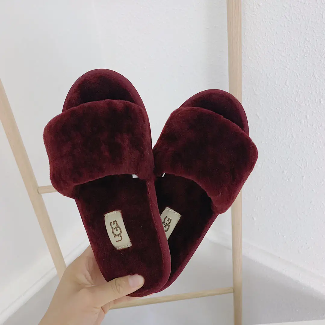 M1226  UGG  43.22$ gallery