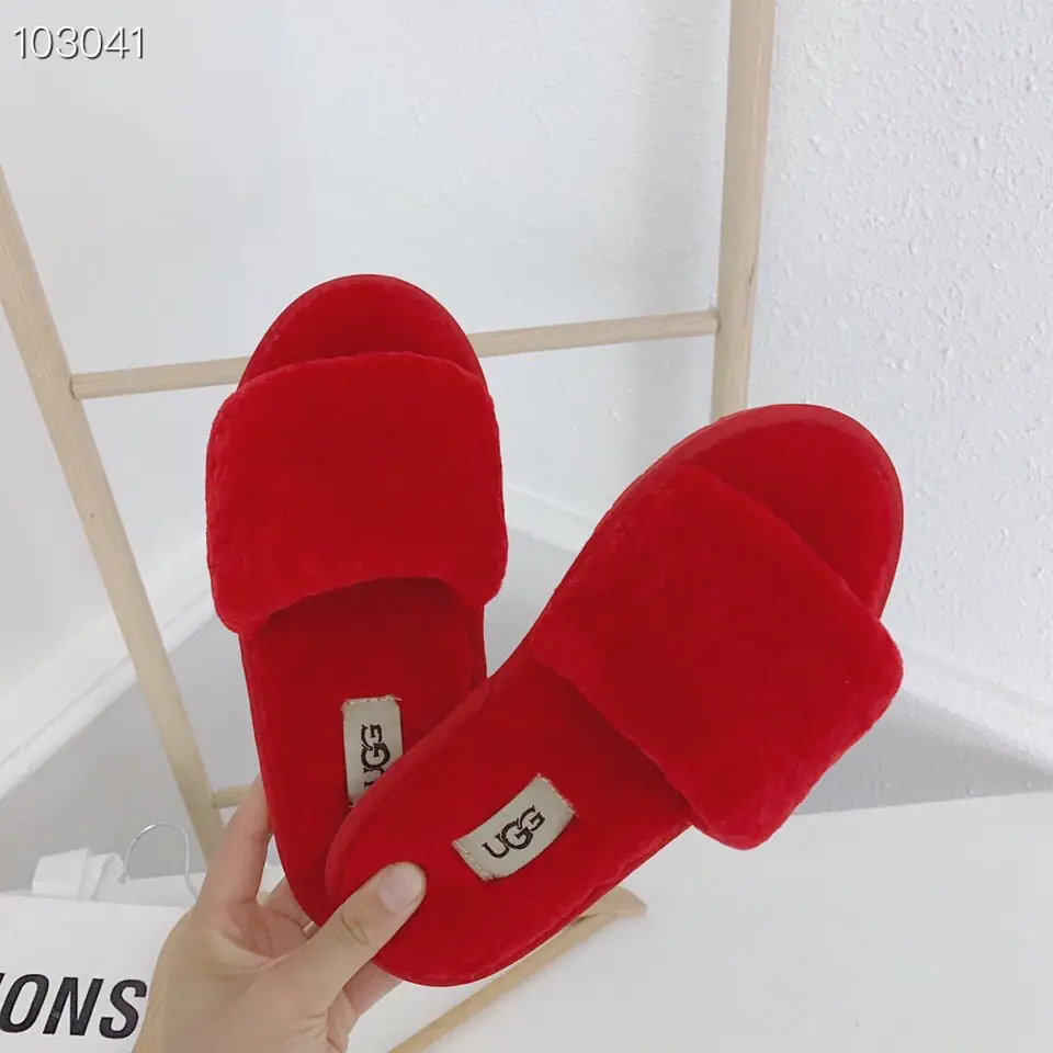 M1226  UGG  43.22$ gallery