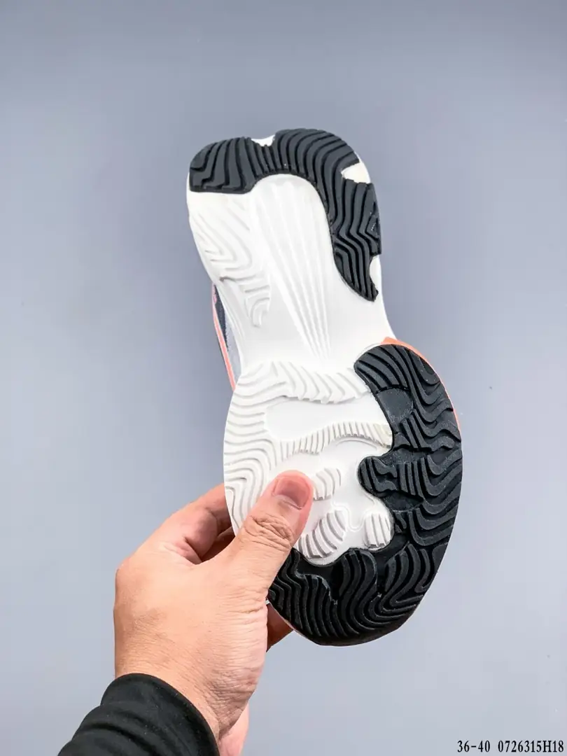 M1275  NIKE AIR ZOOM  45.12$ gallery