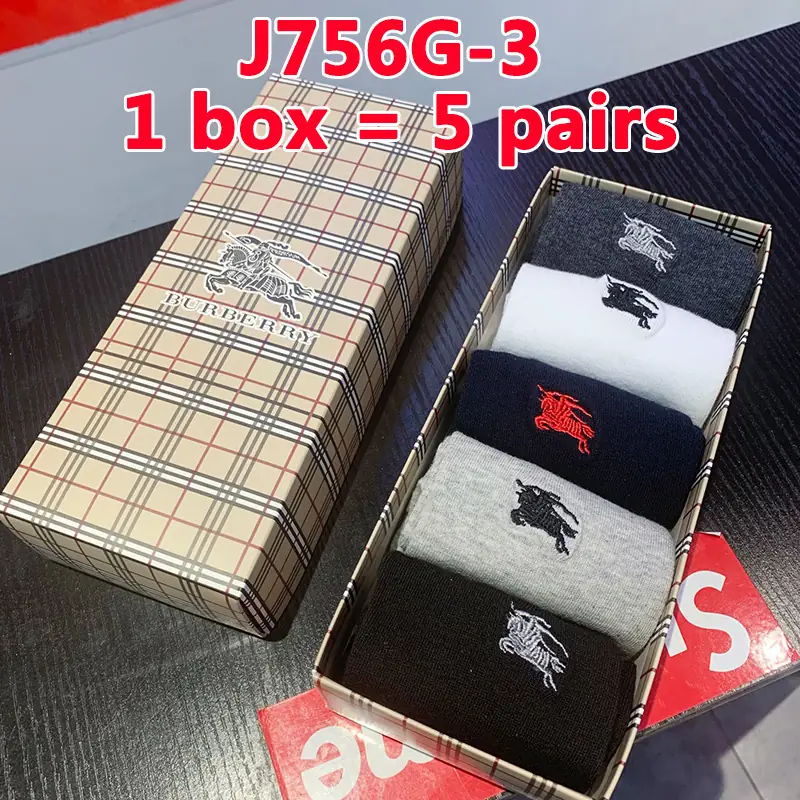 M1301 NIKE  19.5$ gallery