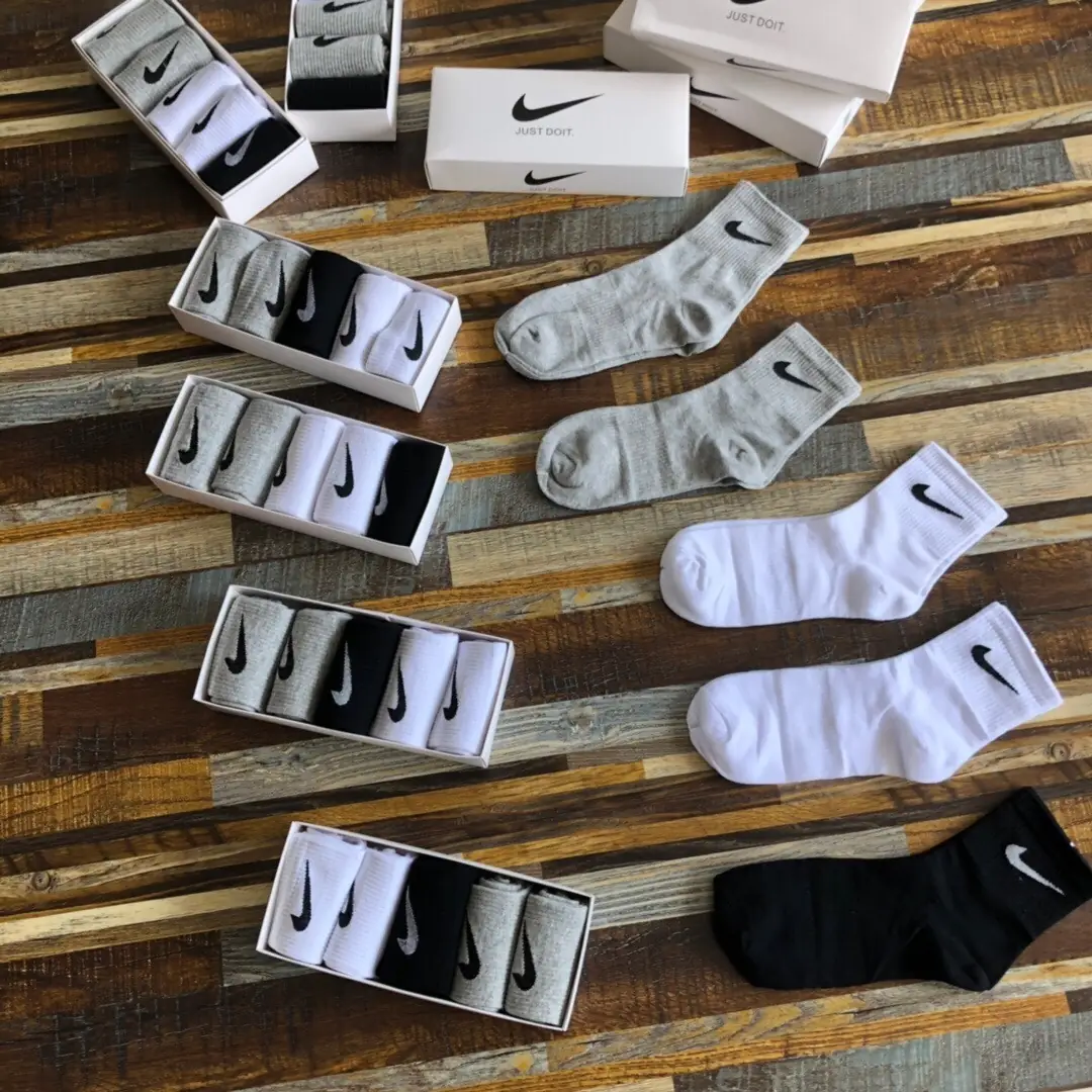 M1301 NIKE  19.5$ gallery