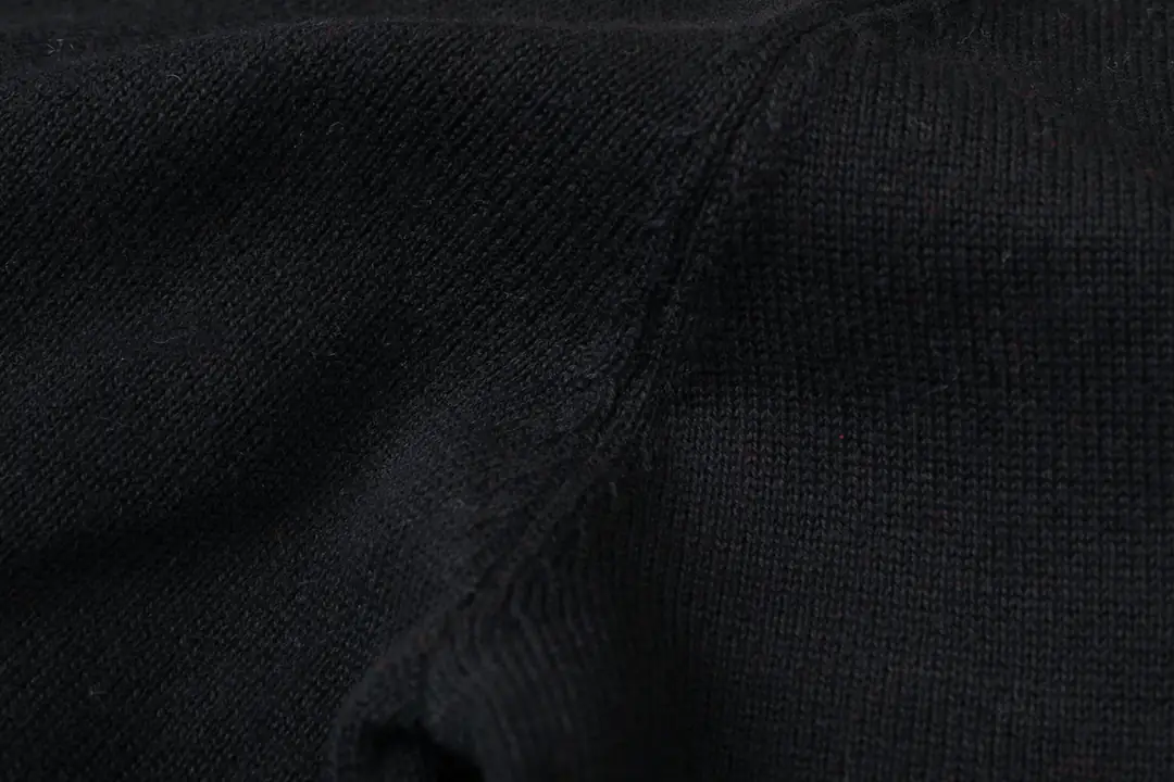 M140  30.89$ TOMMY gallery