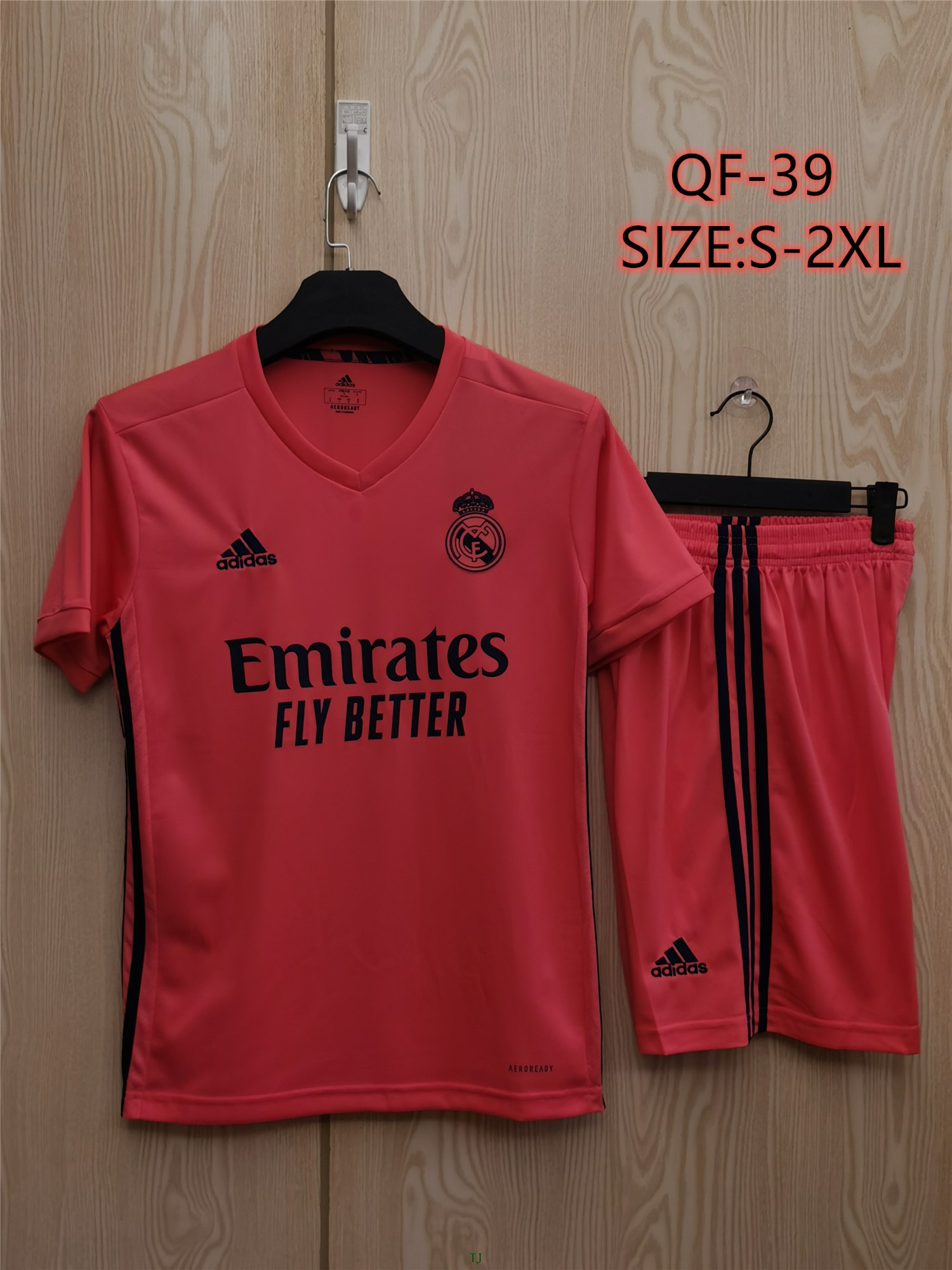 M156  21.52 $ European Cup Jersey60 gallery