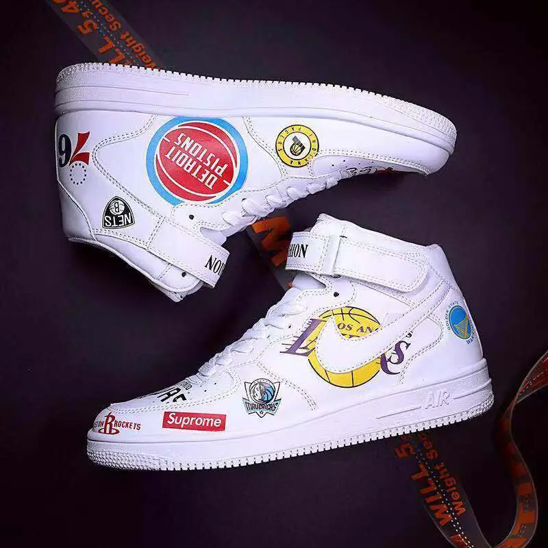 M184  28.47$ NIKE gallery