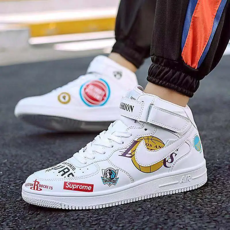 M184  28.47$ NIKE gallery