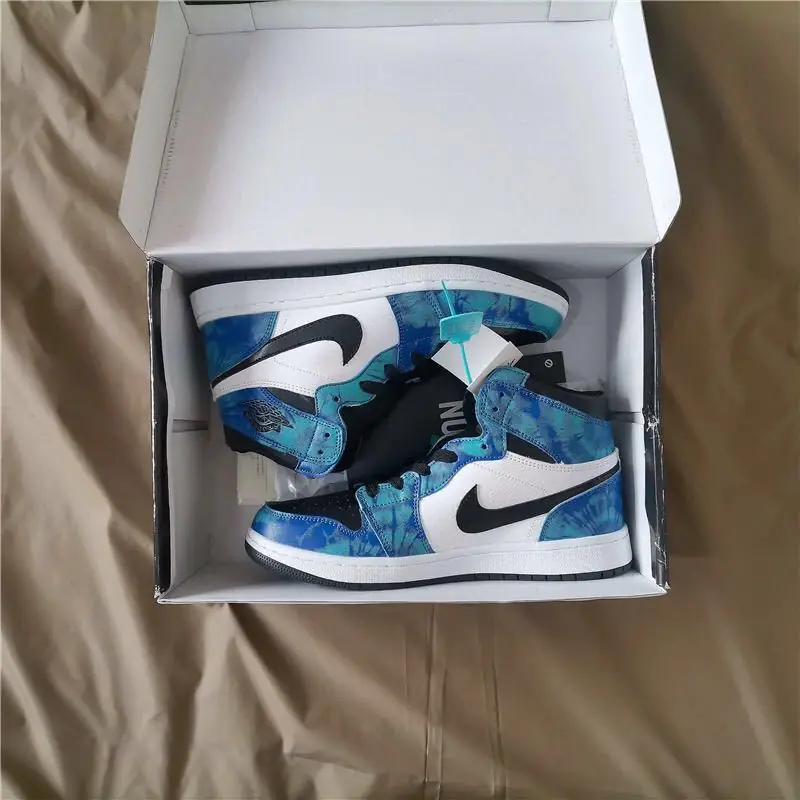 M210  29.14$ AJ gallery