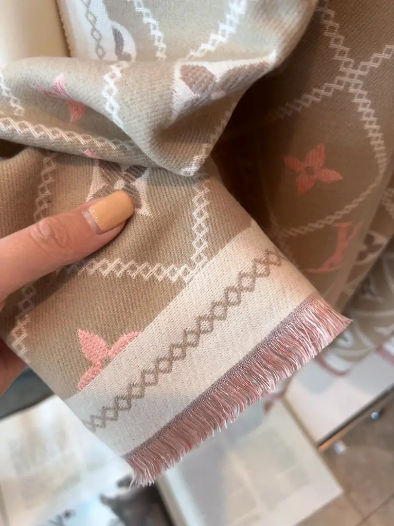 M2509 18.99$  scarf -WJ gallery