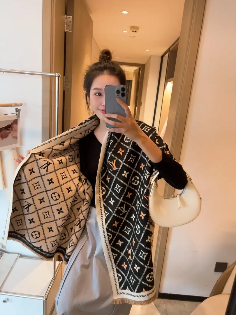 M2509 18.99$  scarf -WJ gallery