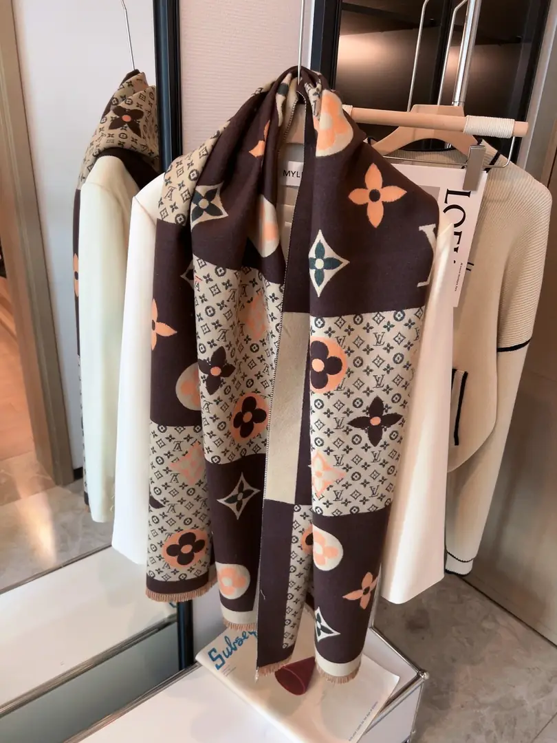 M2510 18.99$ scarf-WJ gallery