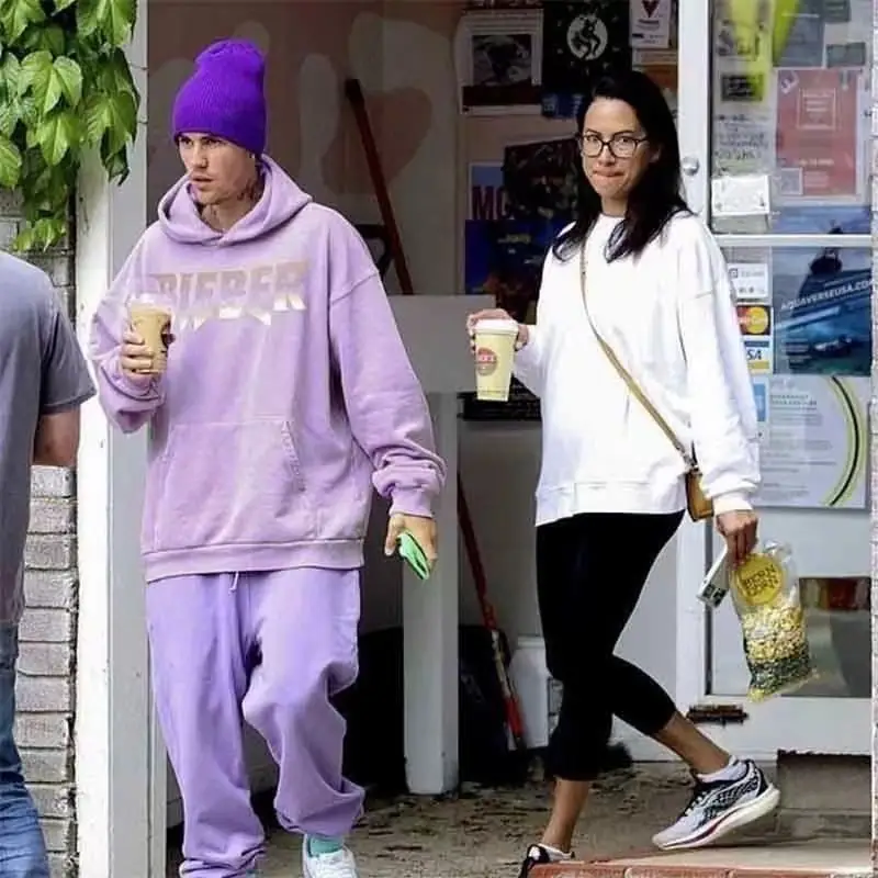 M2547 38$ BIEBER gallery