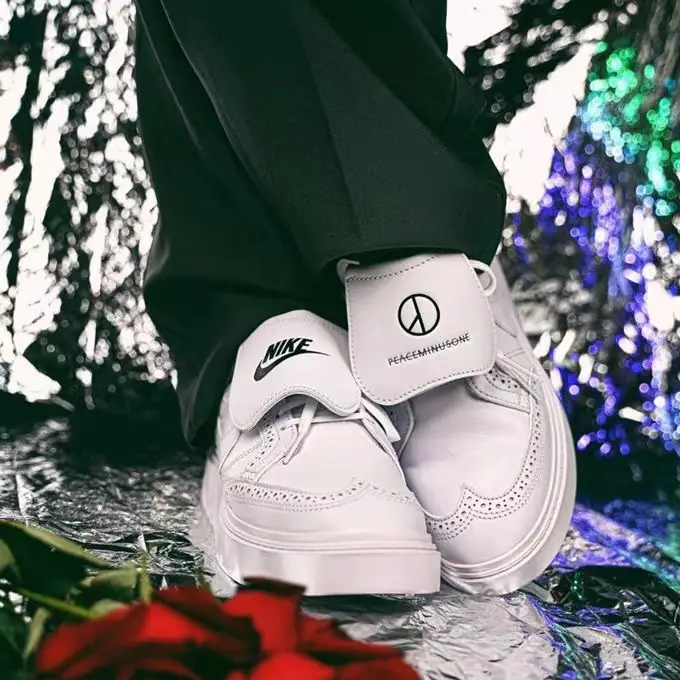 M2581 49.99$ NIKE gallery