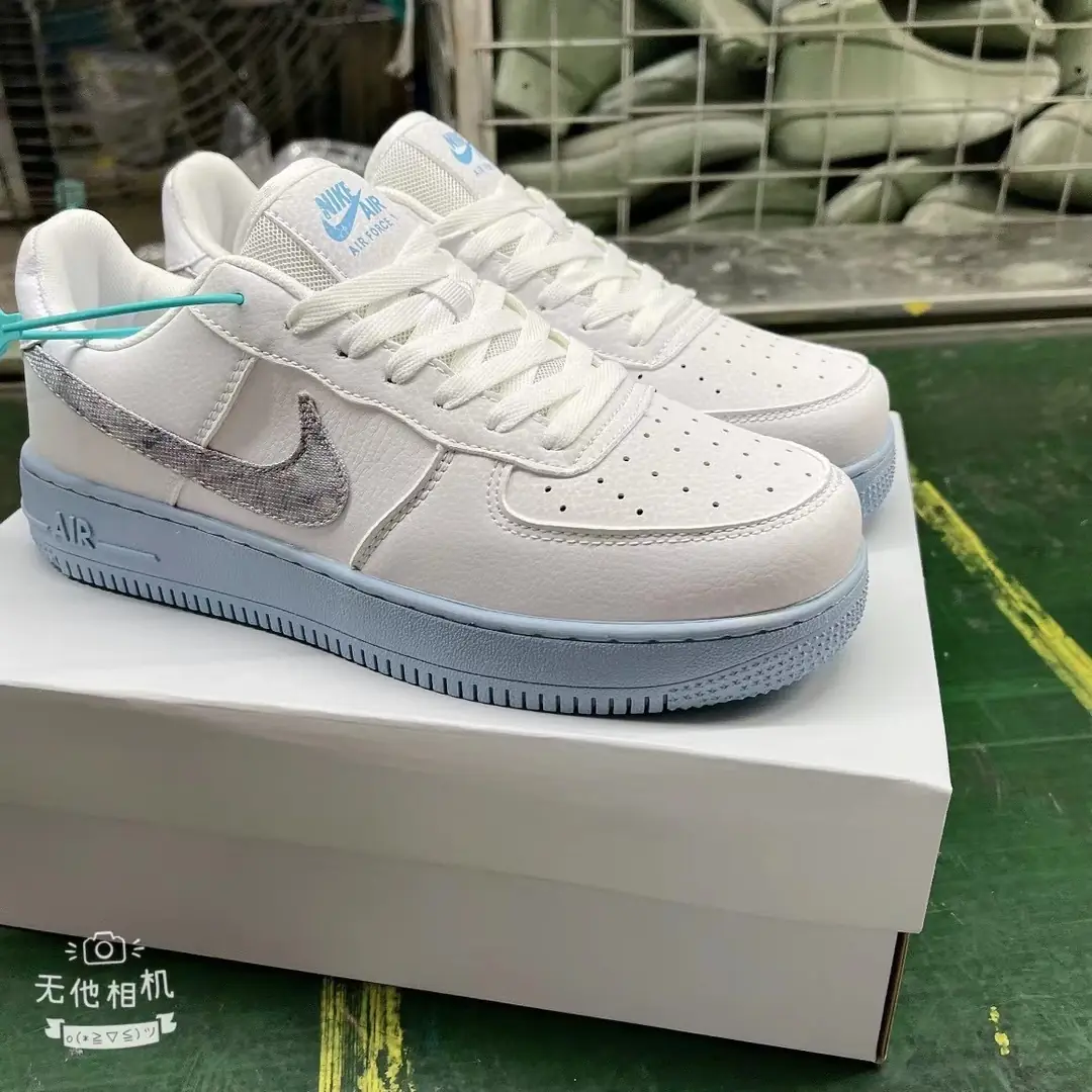 M27  24.22$ NIKE gallery