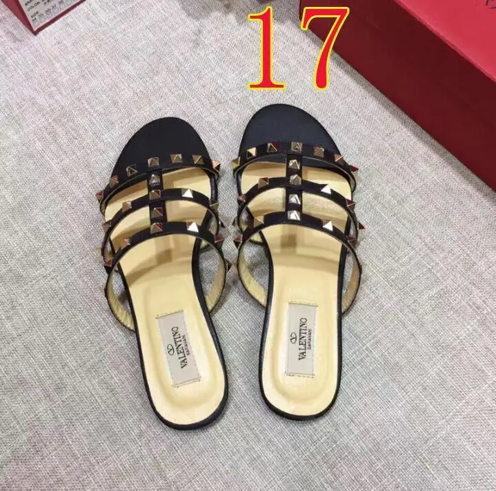 M3022  38.88$ Valentino gallery