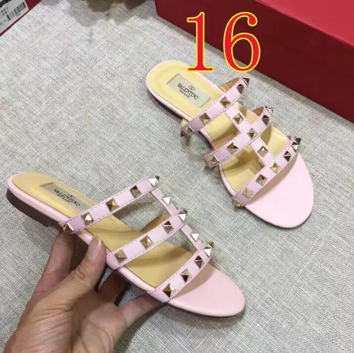 M3022  38.88$ Valentino gallery