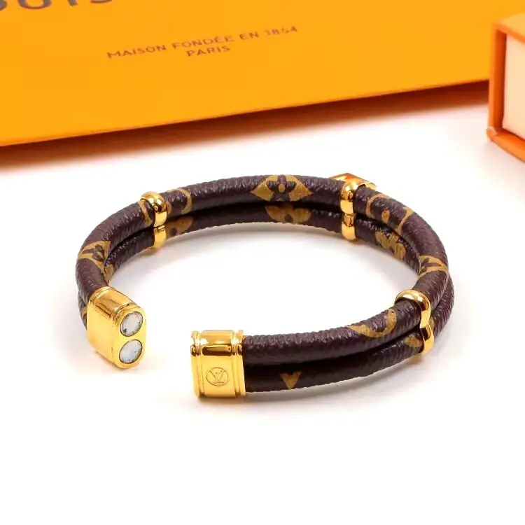 M373  LV new bracelet 30.99$ gallery