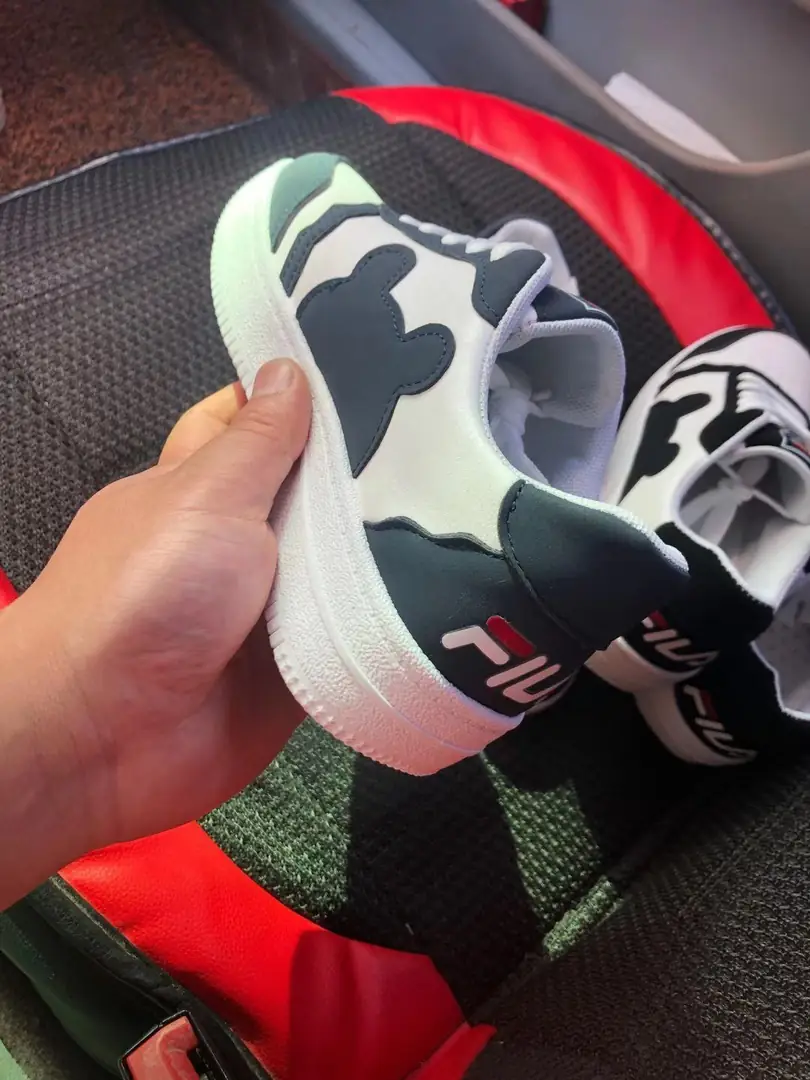 M378  23.87$ Fila+Mickey gallery