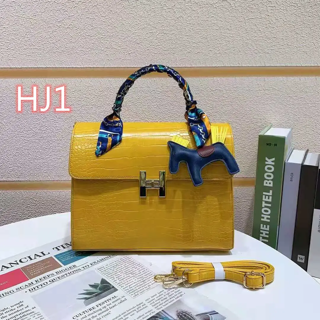 M397  36.65$ Hermes gallery