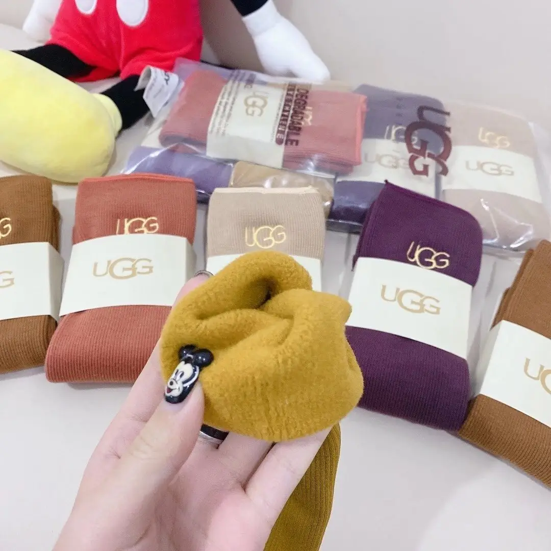 M399  18.97$ UGG gallery