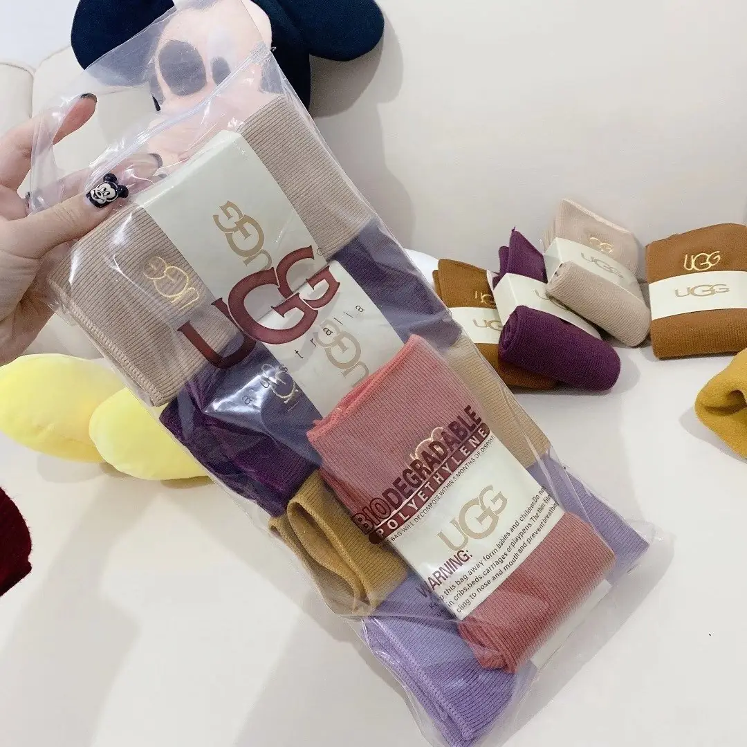 M399  18.97$ UGG gallery