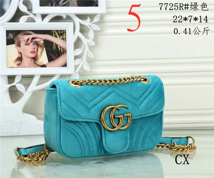 M437  31.41$ GUCCI gallery