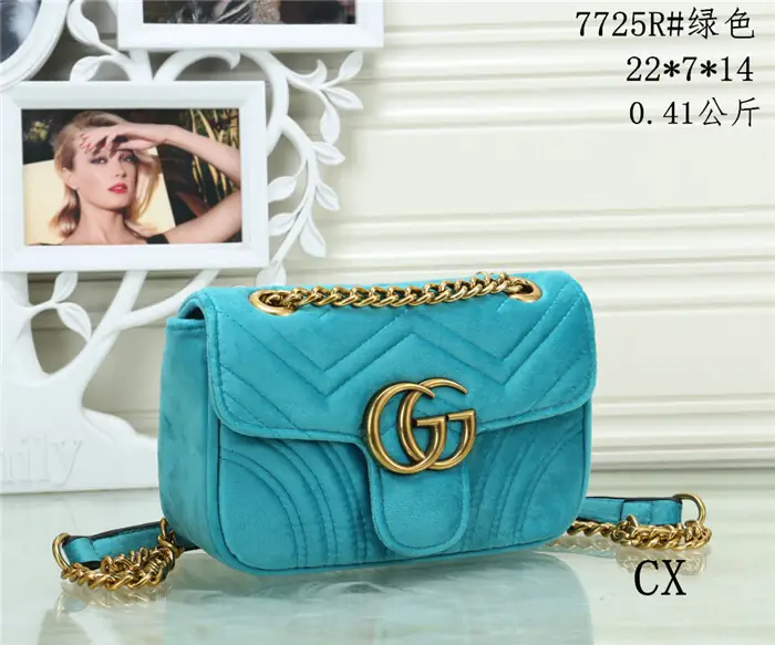 M437  31.41$ GUCCI gallery