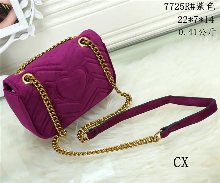 M437  31.41$ GUCCI gallery