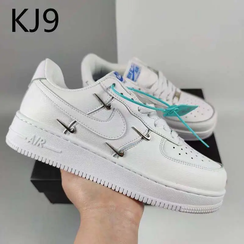 M44  NIKE 23.66 $ gallery