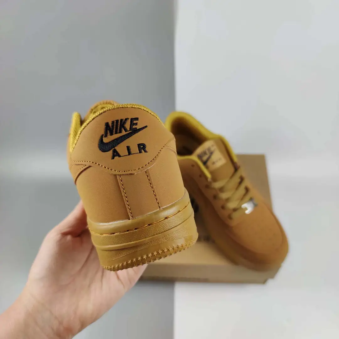 M44  NIKE 23.66 $ gallery