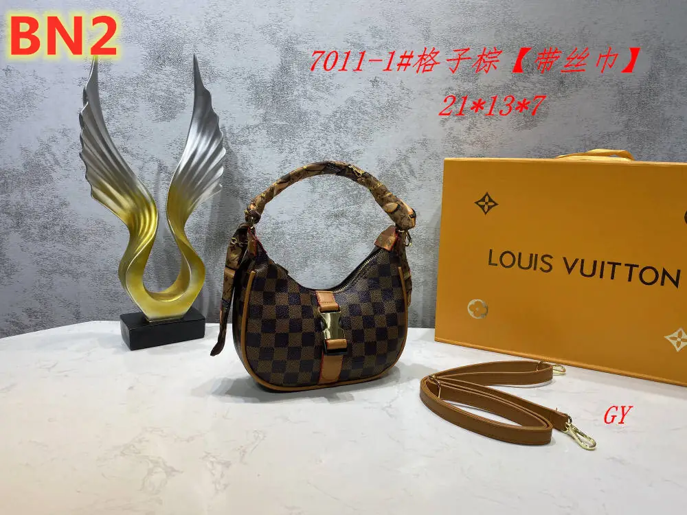 M441  23.44$ LV gallery