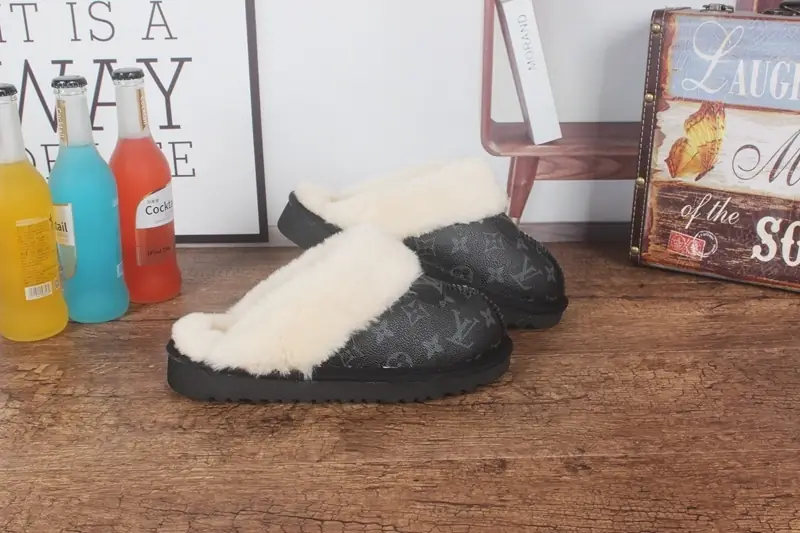 M453  38.62$ ugg gallery