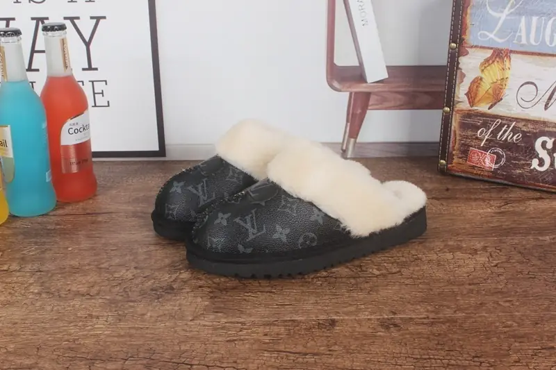 M453  38.62$ ugg gallery