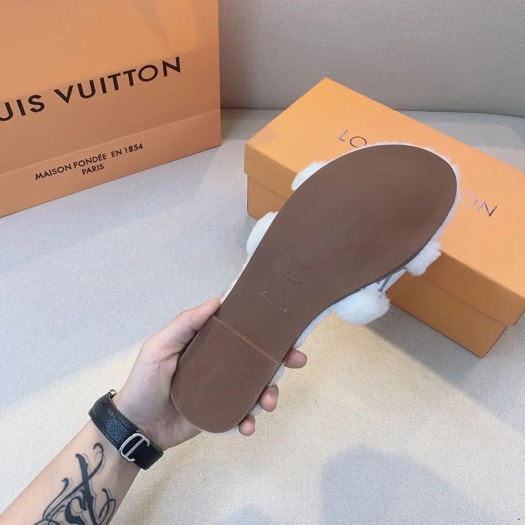 M475  31.01$ LV gallery