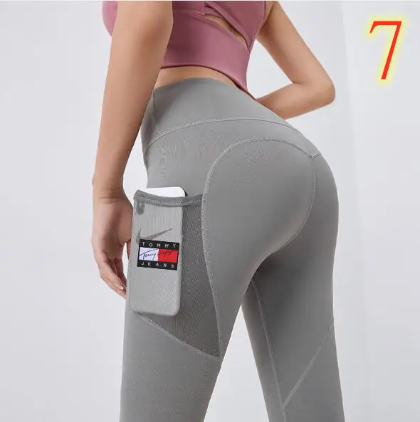 M477  17.98$ TOMMY HILFIGER gallery