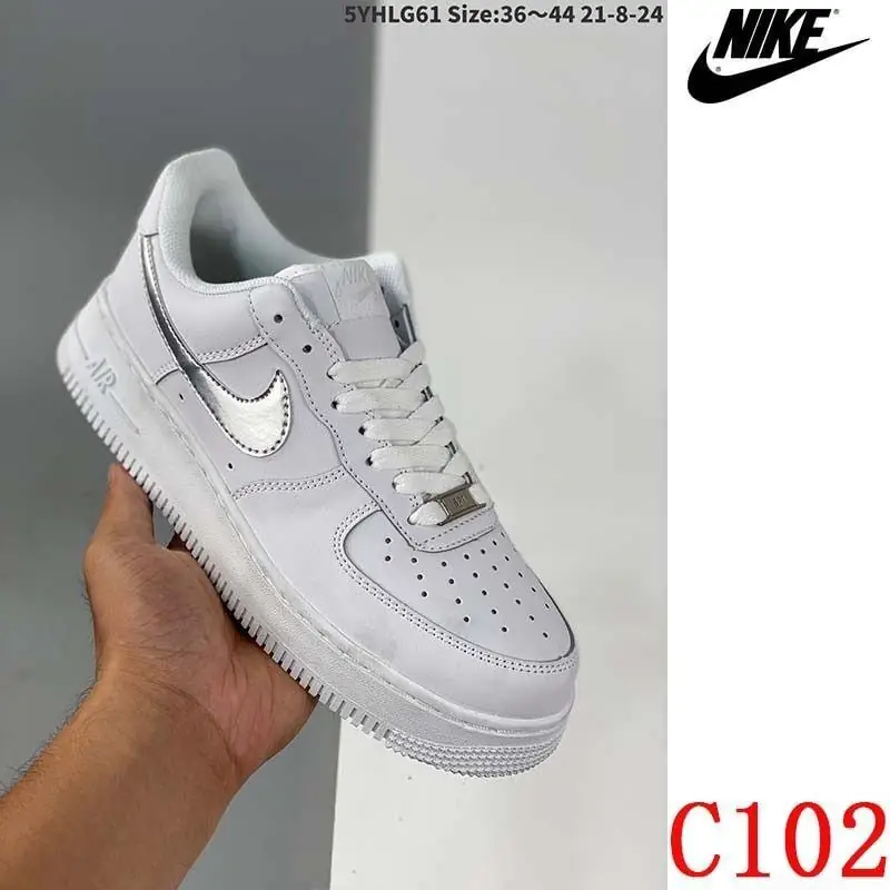 M564 NIKE 39.99$ gallery