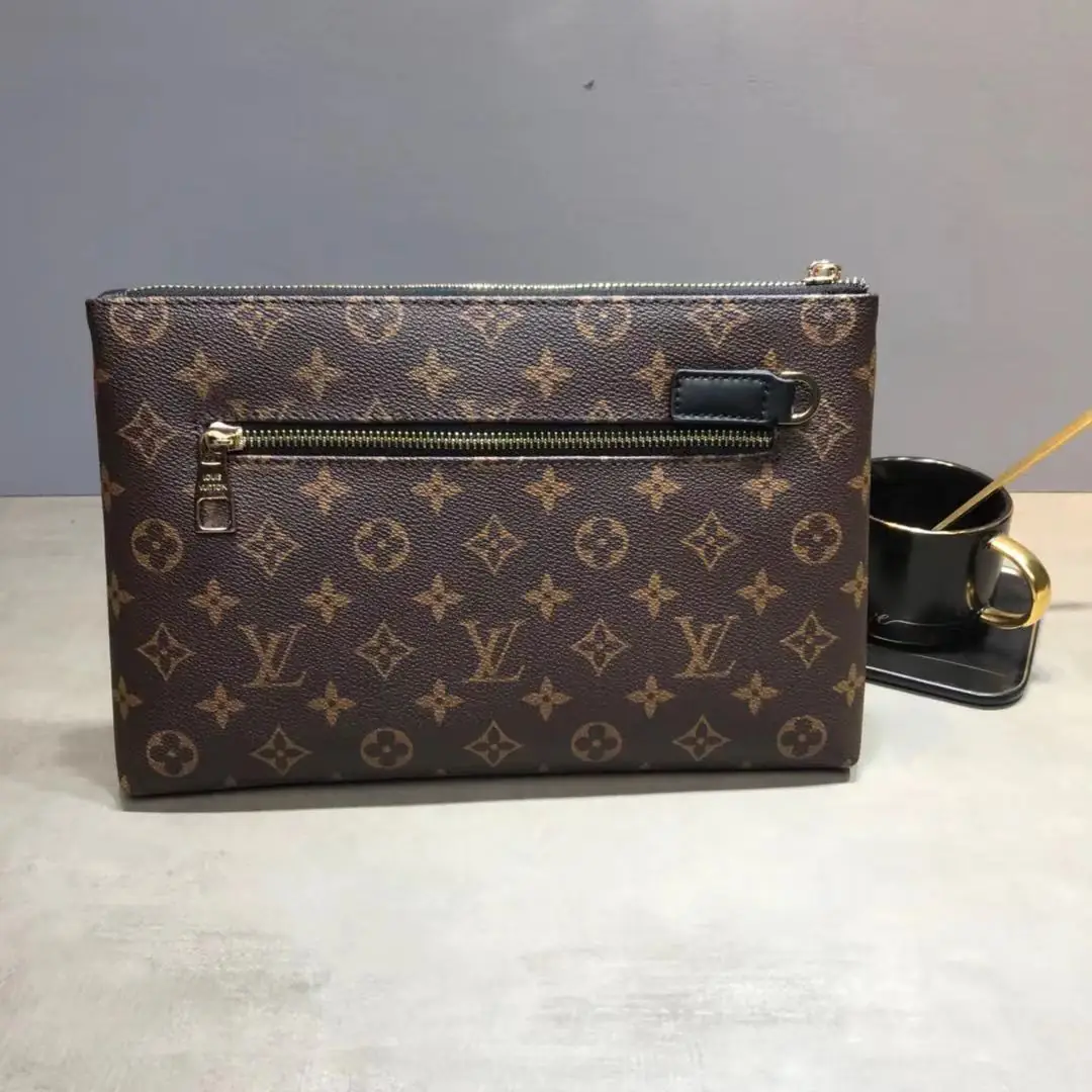 M565  33.69$ 1:1 LV gallery
