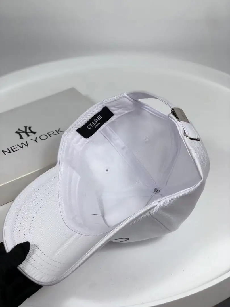 M572 19.92$ CE gallery