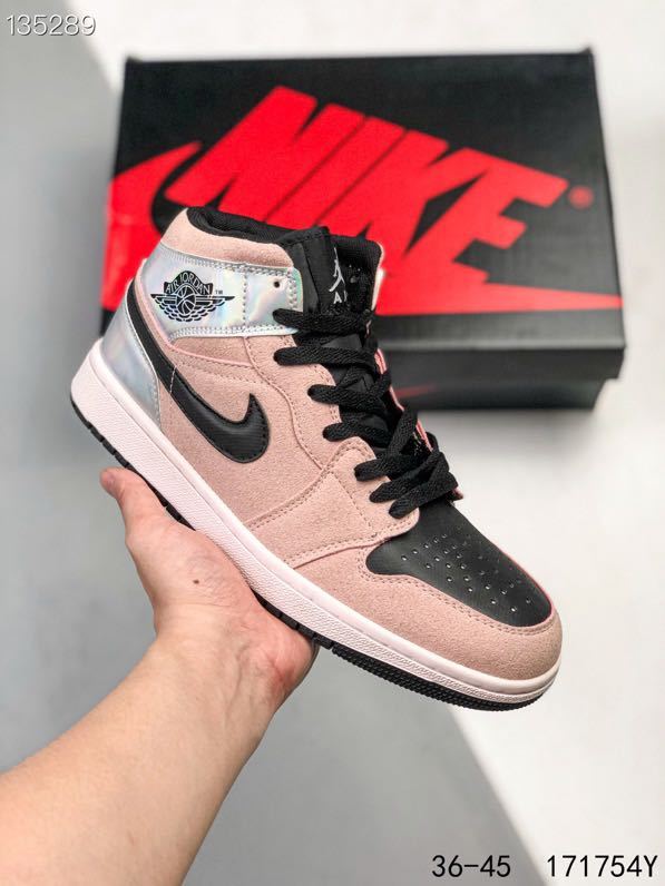 M581 45.69$ aj 1:1 gallery