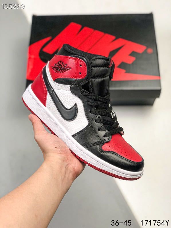 M581 45.69$ aj 1:1 gallery