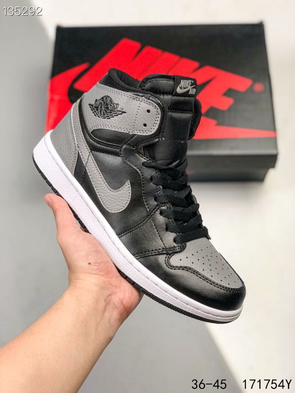 M581 45.69$ aj 1:1 gallery