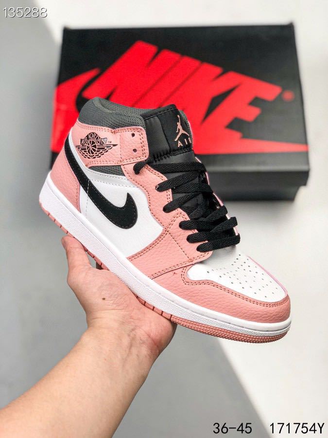 M581 45.69$ aj 1:1 gallery