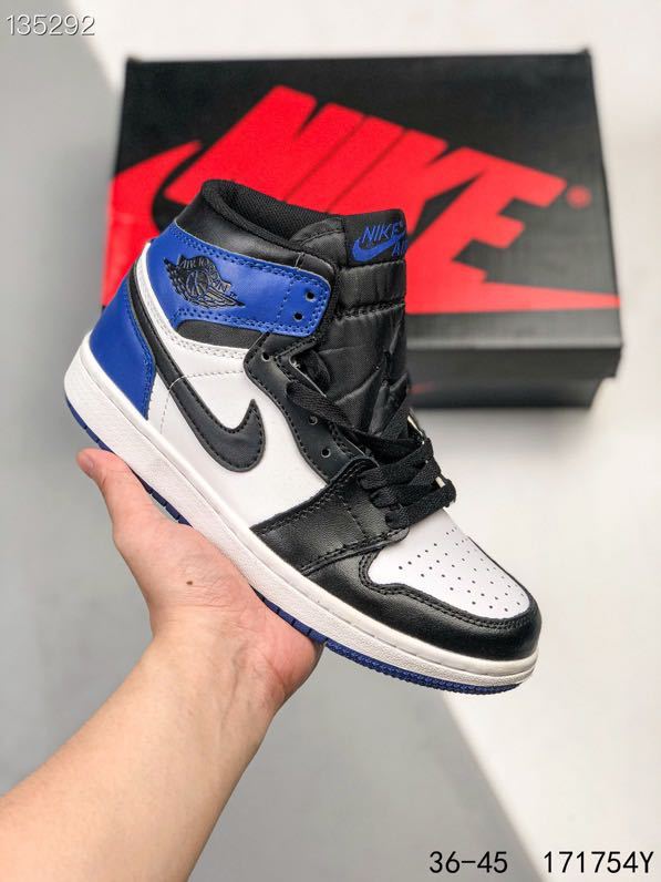 M581 45.69$ aj 1:1 gallery