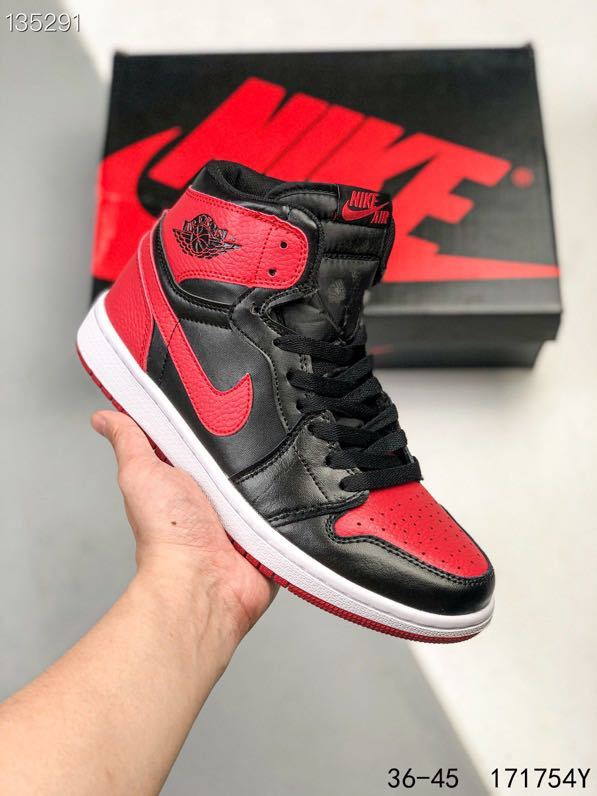 M581 45.69$ aj 1:1 gallery