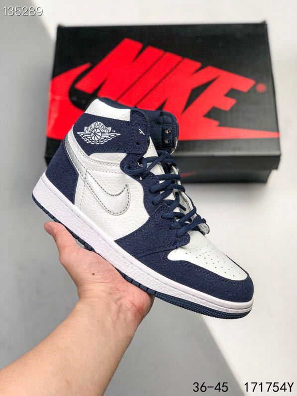 M581 45.69$ aj 1:1 gallery