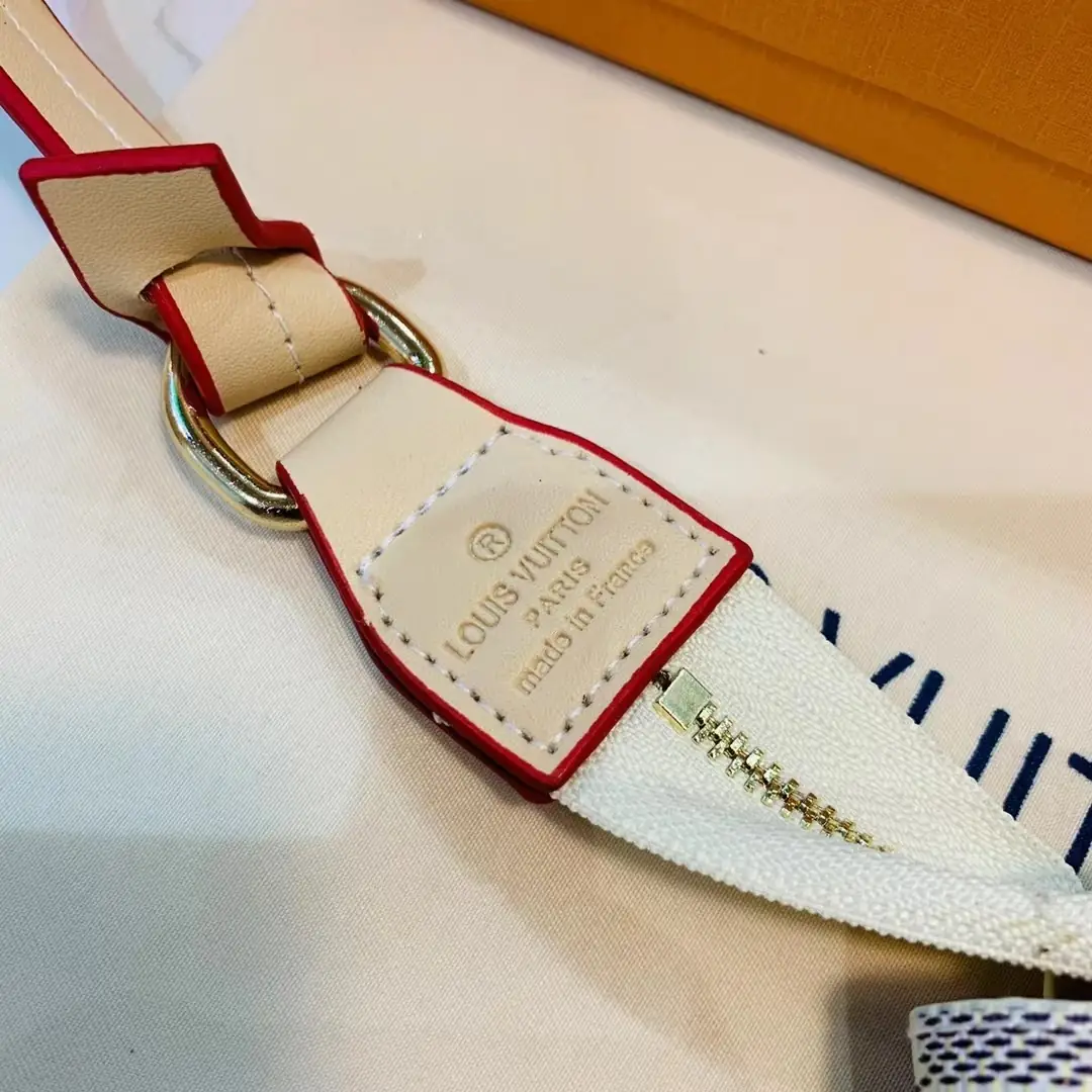 M593 23035/ 22.89$LV gallery