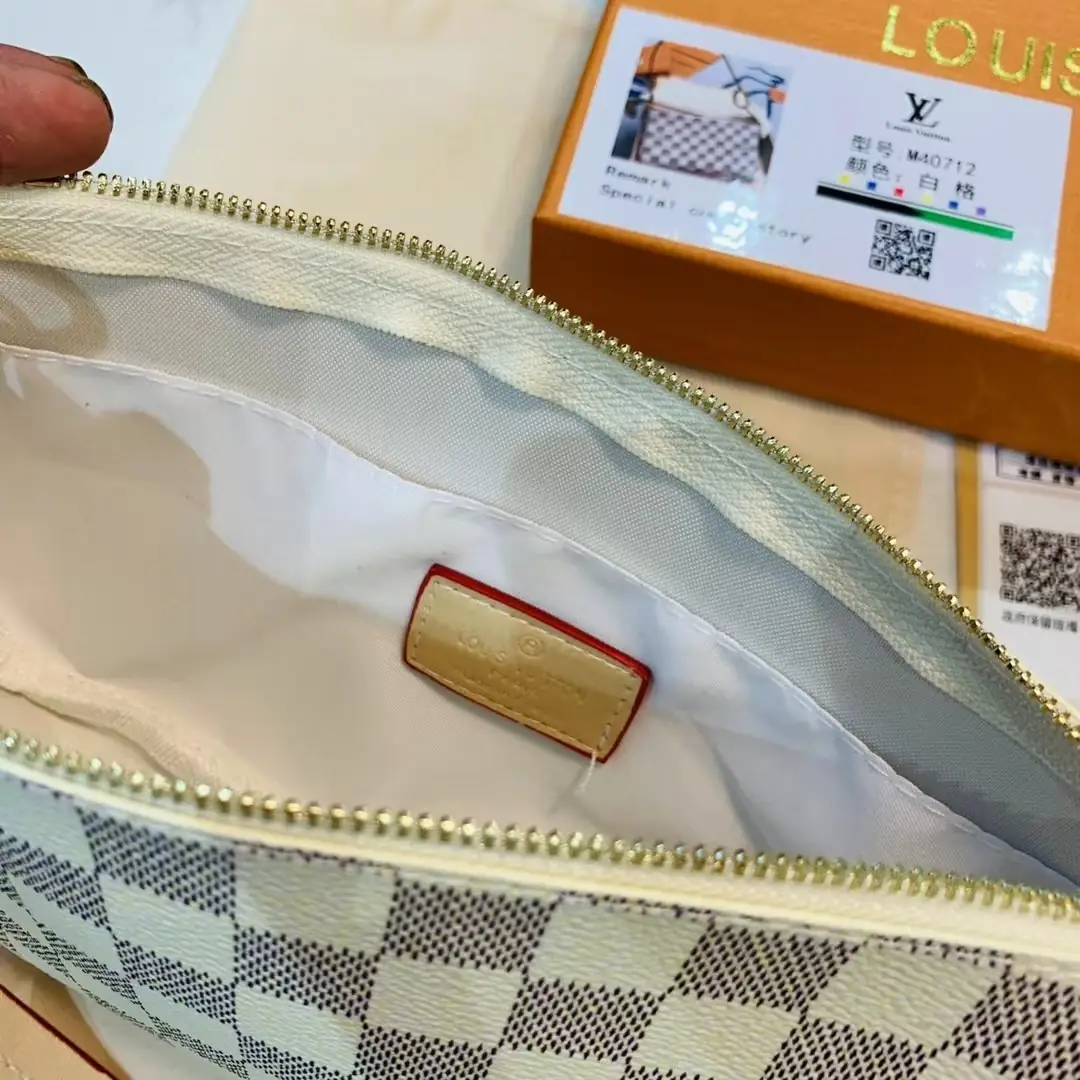 M593 23035/ 22.89$LV gallery