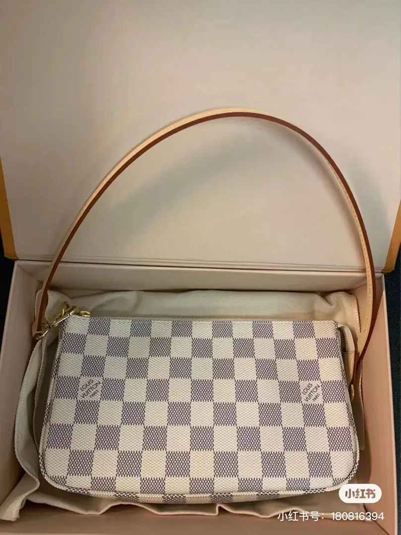 M593 23035/ 22.89$LV gallery