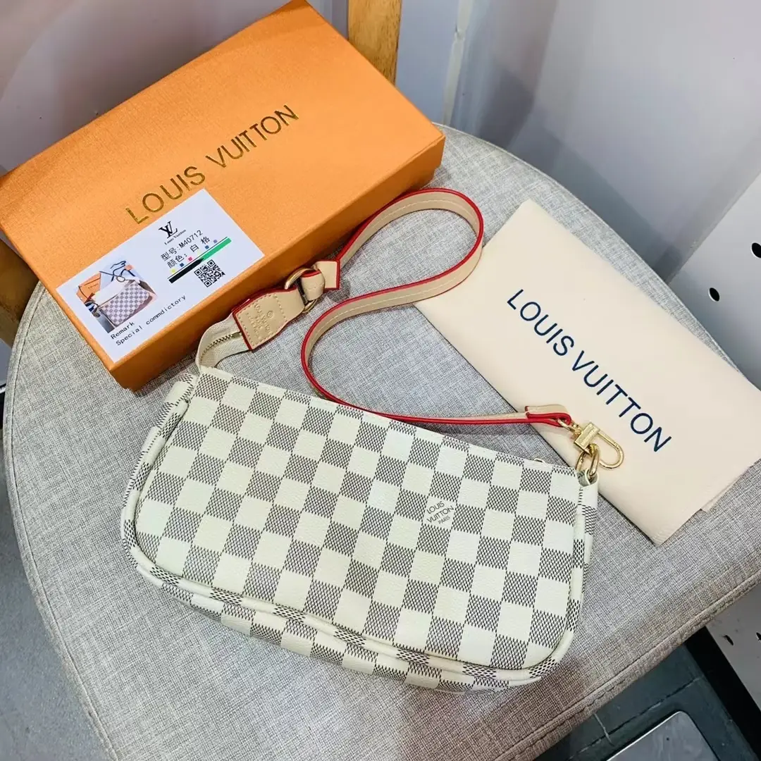 M593 23035/ 22.89$LV gallery