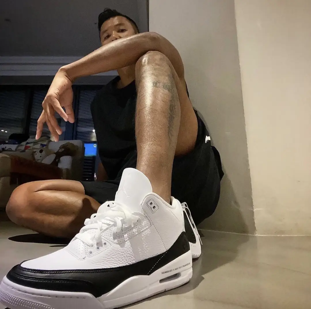 M60  AJ4# 32.99$ gallery