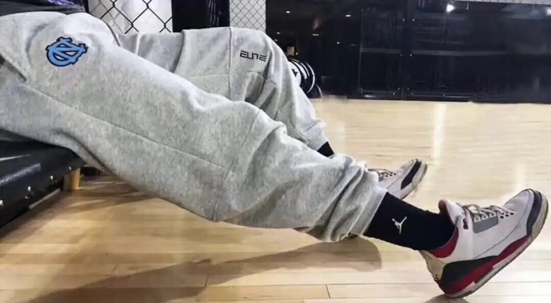 M60  AJ4# 32.99$ gallery